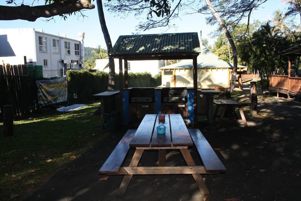Nomads Airlie Beach (Adults Only) Exterior foto
